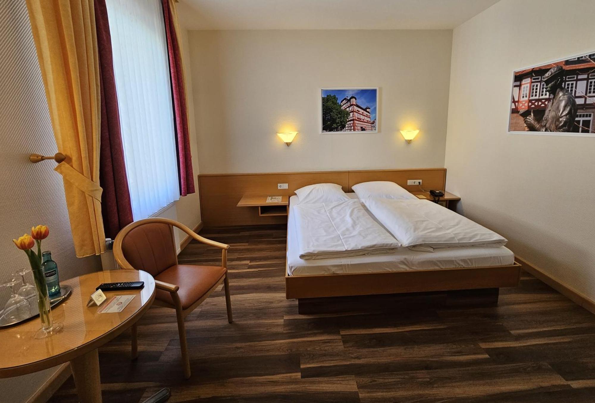 מלסונגן Hotel Hessischer Hof מראה חיצוני תמונה