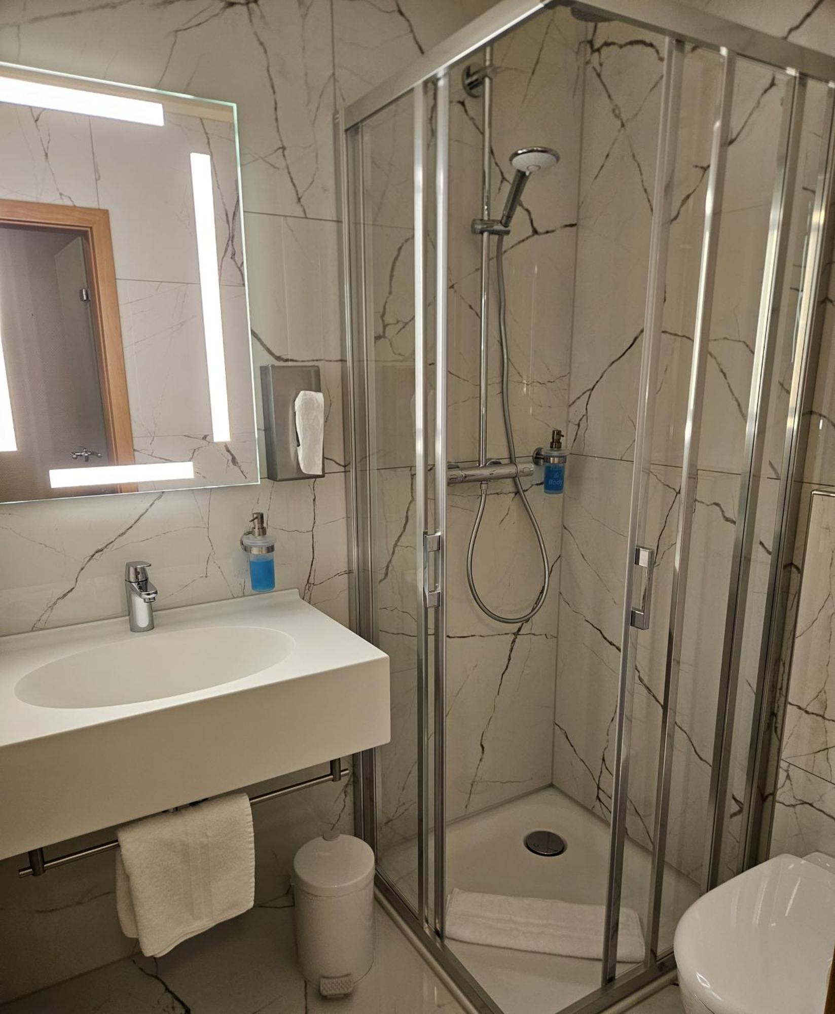 מלסונגן Hotel Hessischer Hof מראה חיצוני תמונה